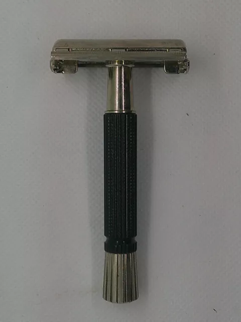 Vintage Gillette, " Super Speed" DE Safety Razor, (Black Handle), U-1, 1974