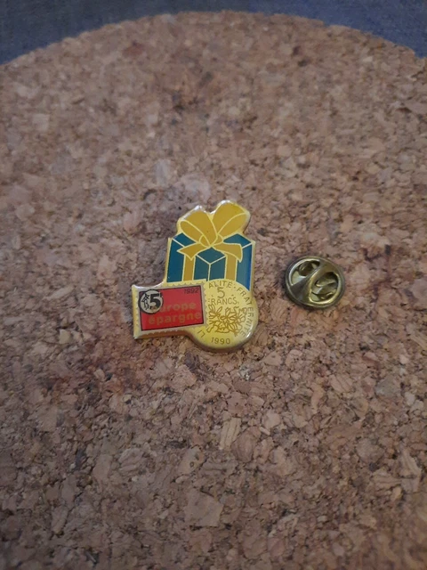 PIN'S PINS BANQUE Caisse Epargne Ecureuil EUR 1,20 - FR