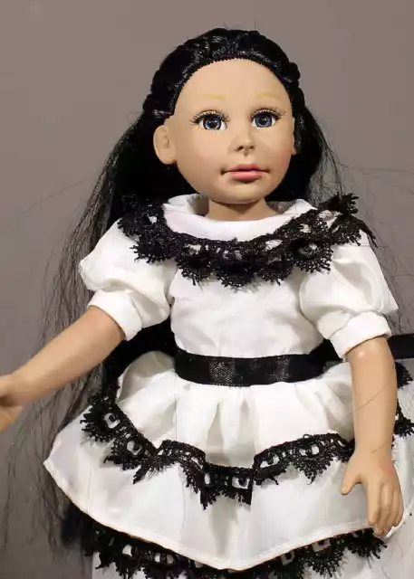 Ufdc  2015 - Event Souvenir Doll - 'Leeann' - Nrfb