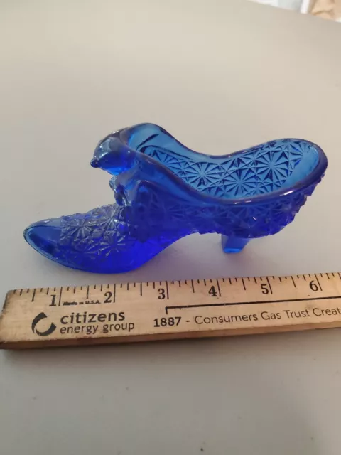 Vintage Fenton Daisy & Cat Head Slipper
