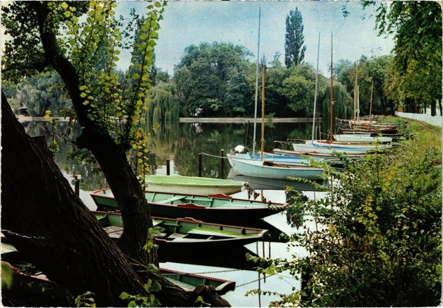 CPM Montmorency Bords du Lac FRANCE (1332467)