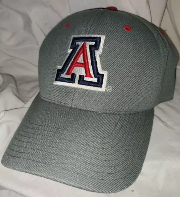 NCAA Arizona Wildcats 7 1/4 Fit Hat Cap Colosseum Just Sports Vintage