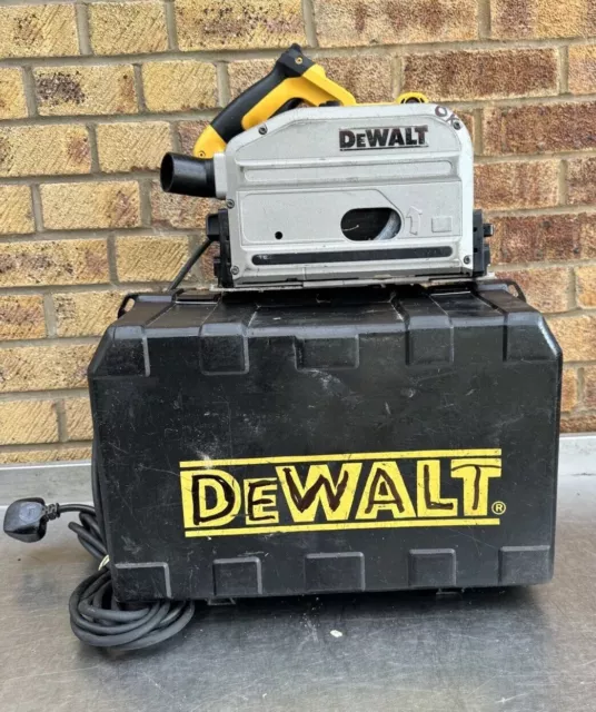 DeWalt DWS520KT 240v 165mm 1300w Heavy Duty Plunge Circular Saw with T-STAK Case