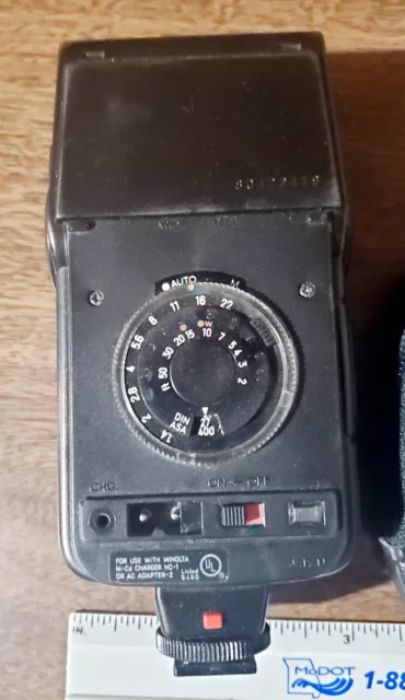 Vintage Minolta Auto 28 Electroflash  And Camera Case 2