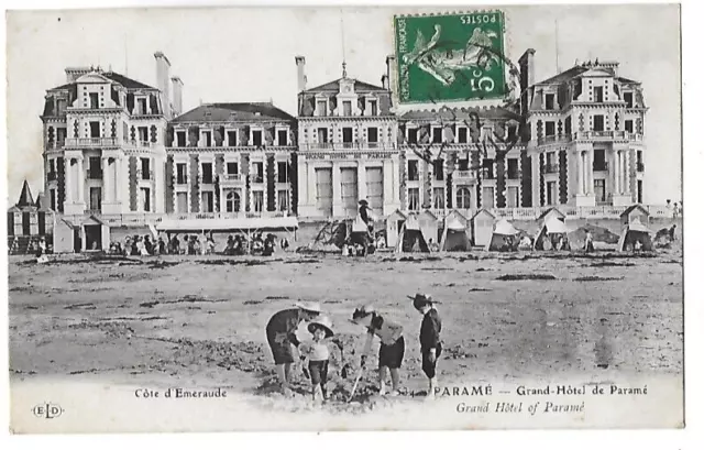 CPA carte postale ancienne Grand Hôtel de Paramé plage animation enfants 1912