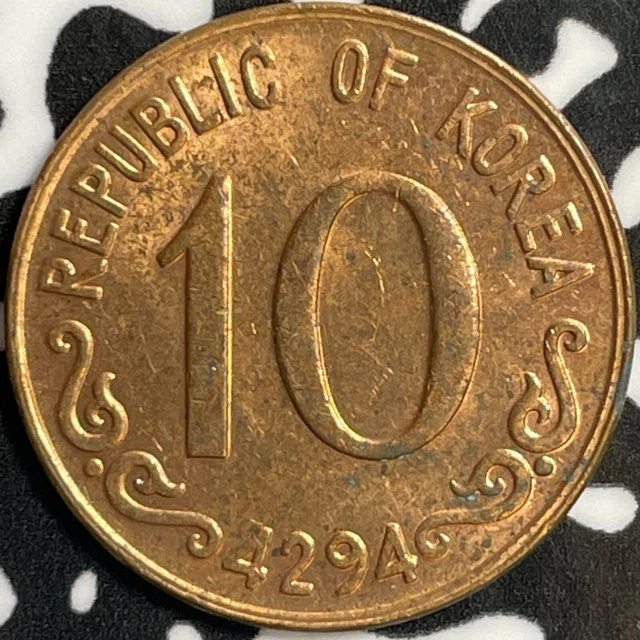 KE 4294 (1961) Korea 10 Hwan Lot#D2801 High Grade! Beautiful!