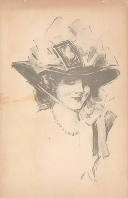 EARLY 1900s ILLUST BEAUTIFUL WOMAN with LARGE HAT & PEARLS POSTCARD - UNUSED