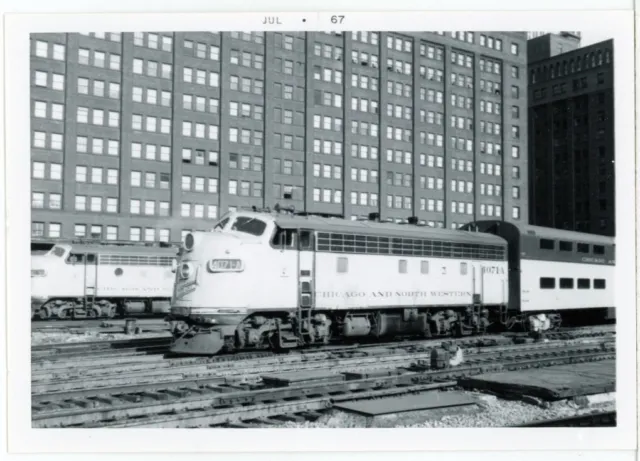 Train Photo - Chicago & North Western Railroad #4074 F7A Locomotive 1967 IL