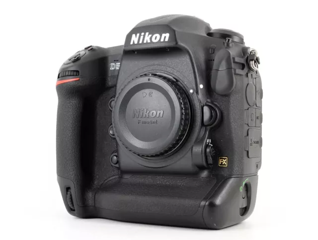 Nikon D5 20.8MP Digital SLR Camera – Body Only (Dual XQD VERSION)