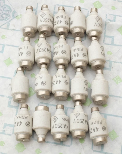 20x Flink fusible taille DII, 4A 250V. Lot de 20