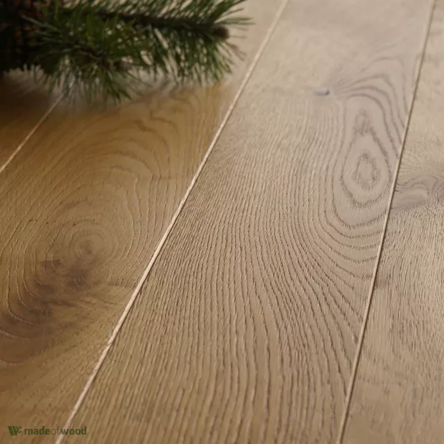 Classic Floorboards - Natural Oak - Brushed & Osmo Polyx Oiled Wood Floor DD11