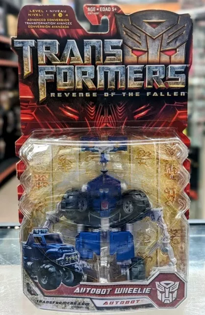 Transformers Revenge of the Fallen Autobot Wheelie 2009 Deluxe Class 3