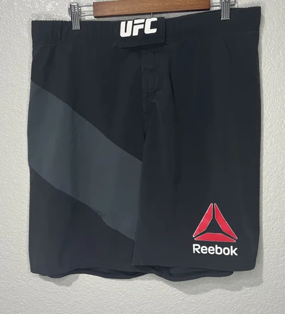 Reebok UFC Crossfit Gym Training Shorts Men's 36 Black Un-Lined Drawstring