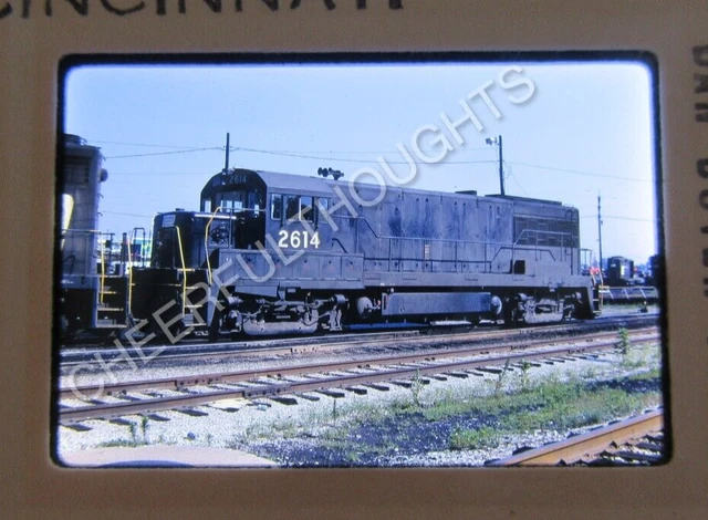 Original '71 Kodachrome Slide PC Penn Central 2614 U25B Cincinnati, OH    36T32