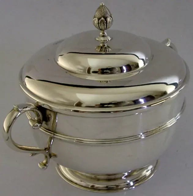 SUPERB SOLID STERLING SILVER TWO HANDLED CUP & COVER PORRINGER 1897 ENGLISH 285g