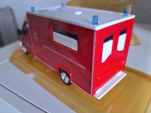 Modèle Réduit Solido 1/50 - Renault Master Pompiers 1998 - Occasion Collection