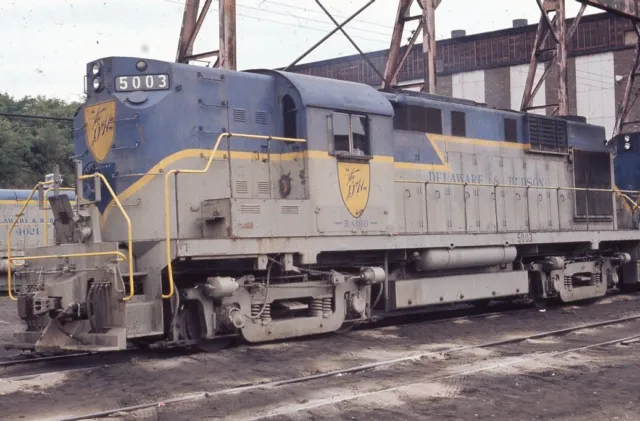 D&H DELAWARE AND HUDSON Railroad Train Locomotive WATERVLIET NY 1971 Photo Slide