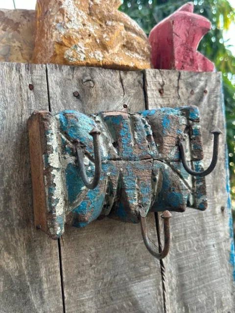 Ancient Old Wooden Hand Crafted Floral Carved Rustic Wall Hanging 3 Hook Hanger
