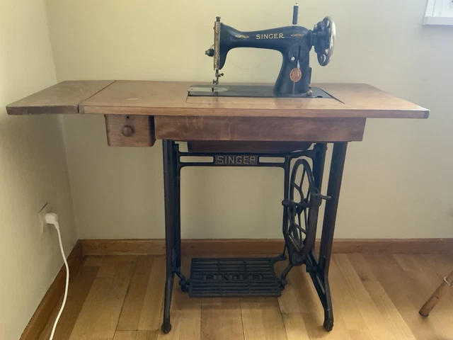Petite Machine à Coudre Singer Enfant En Fonte - Époque 1900 - Avec Boîte
