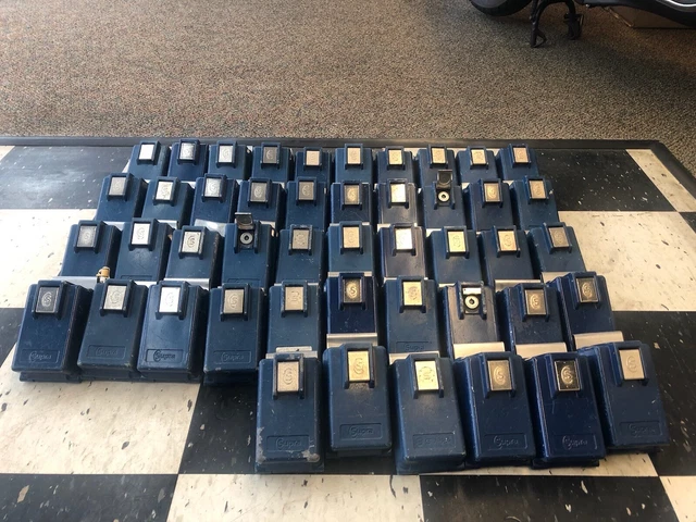(50 total) Supra Indigo Window Mount Auto Dealership Key Lock Boxes with keys
