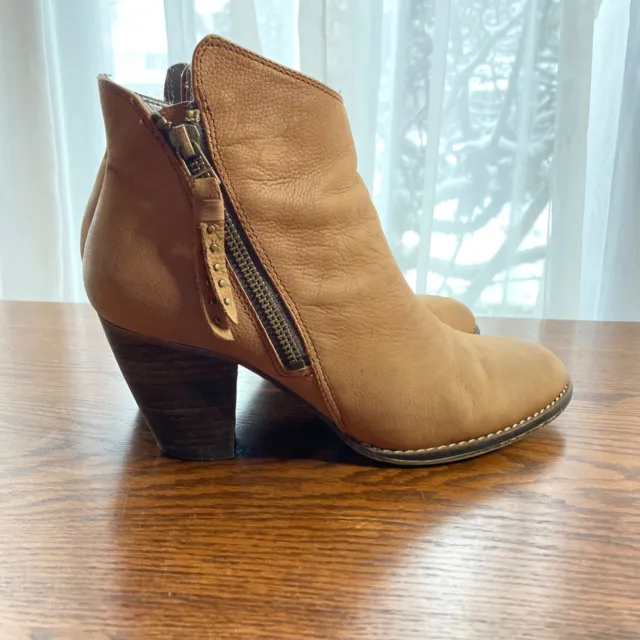 Steve Madden Boot Womens 7 Brown Leather Whysper Side Zip Ankle Bootie Shoe 2.5"
