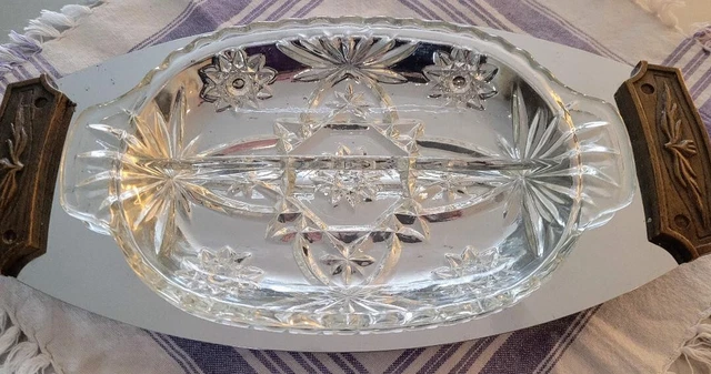 Bandeja cromada Sculptura by Kromex asas de nogal sintético década de 1970 inserto EAPG
