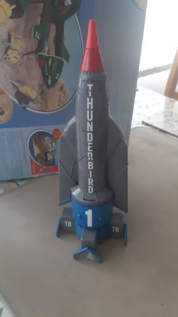 Vivid Imaginations Thunderbird 1 Super Size  and Accessories.