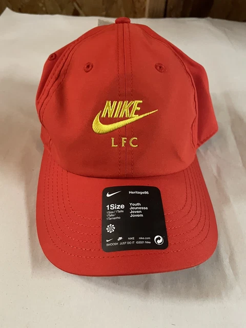 Nike Liverpool L.F.C. Hertiage86 Youth Strapback Soccer Cap Hat (Red) DM8898-612 Nike Liverpool L.F.C. Hertiage86 Youth Strapback Soccer Cap Hat (Red) DM8898-612