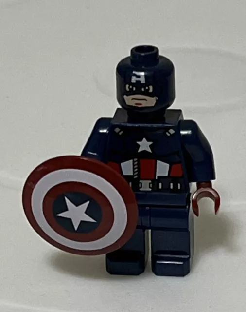 LEGO MARVEL SUPER Heroes Captain America Dark Blue Suit Minifigure
