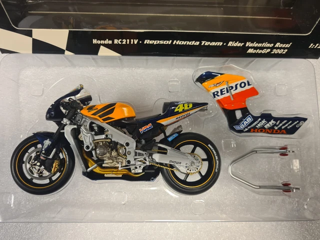 Miniature MotoGP 1/12 - Honda RC211V Repsol Valentino Rossi 2002 - Minichamps