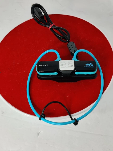 Sony Walkman NWZ-W273 Digital MP3 Player & NWW 270 Cradle Charger