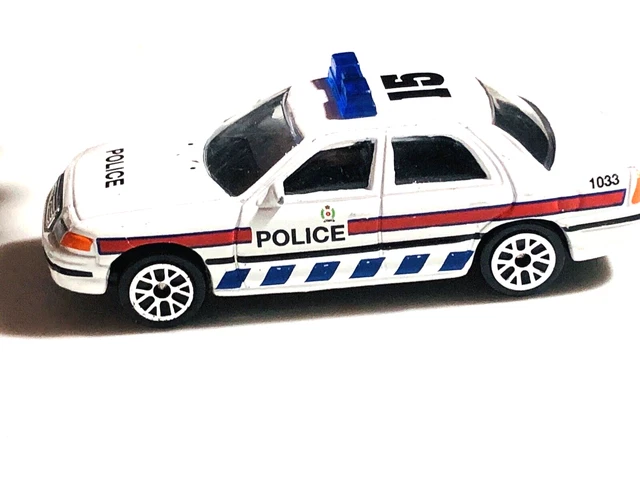 REALTOY REAL TOY Ford Crown Victoria Police in Matchbox Diecast 1 64 scale 12.92 PicClick UK