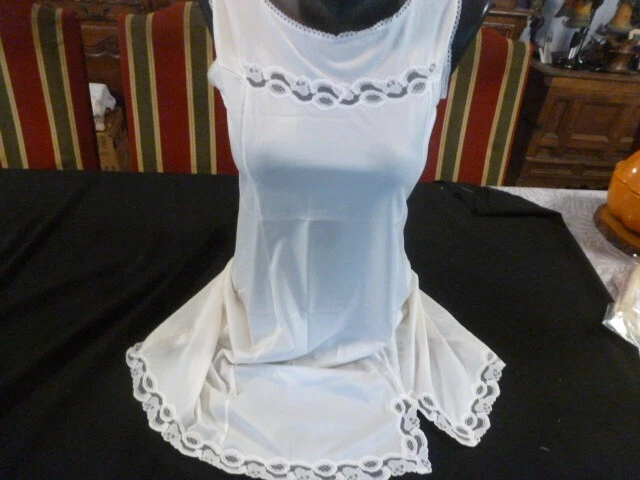 COMBINAISON FOND DE robe vintage t:54/56 h:102cm dentelle de calais polyamide EUR 6,00 - FR
