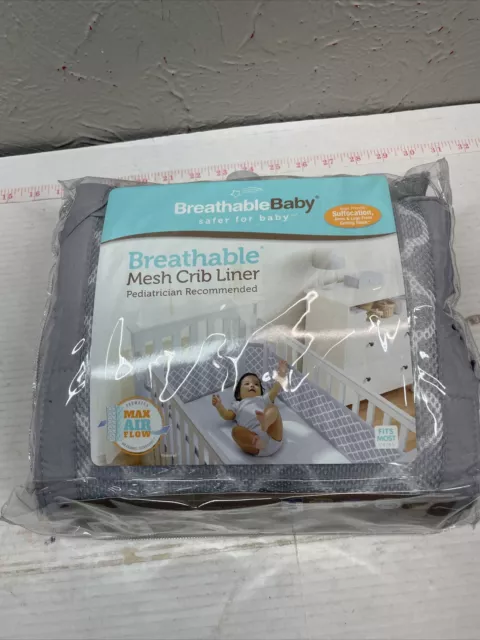 Delineador de cuna de malla de bebé transpirable gris trébol blanco
