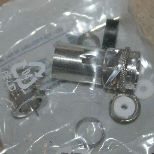 X7 Connecteur coaxial  Mâle Droit a souder 50Ω J01020I1070 TELEGARTNER