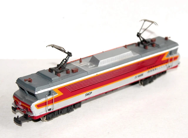 1:87 HO Jouef Autorail XRABx 8734 + XBD 4737 SNCF Funktion geprüft Lichtwechsel