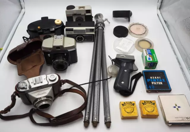 Vintage camera lot, Pentax, kodak, actina, hoya, AS FOUND UNTESTED