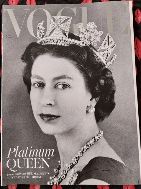 BRITISH VOGUE MAGAZINE April 2022 Queen Elizabeth II Cover Fashion