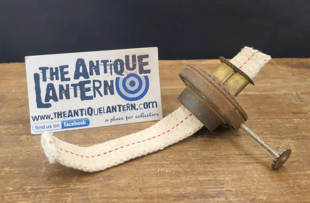 Antique DIETZ D-Lite top lift & C.T. Ham Nustyle lantern burner Antique DIETZ D-Lite top lift & C.T. Ham Nustyle lantern burner
