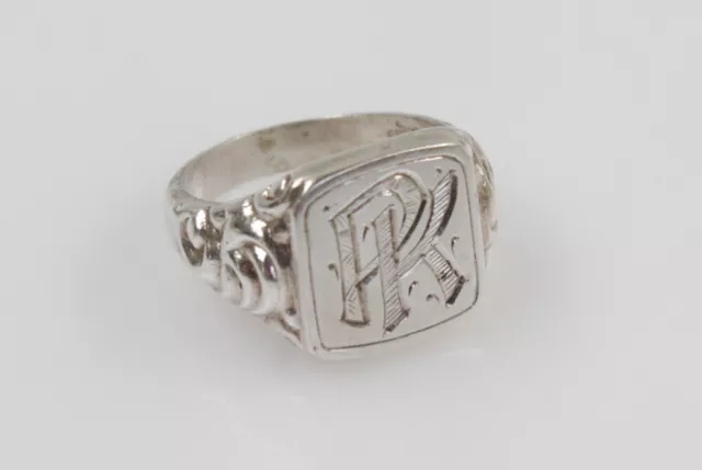 Sehr schöner alter Ring aus Silber 835 mit Monogramm PK Gr. 62 Siegelring