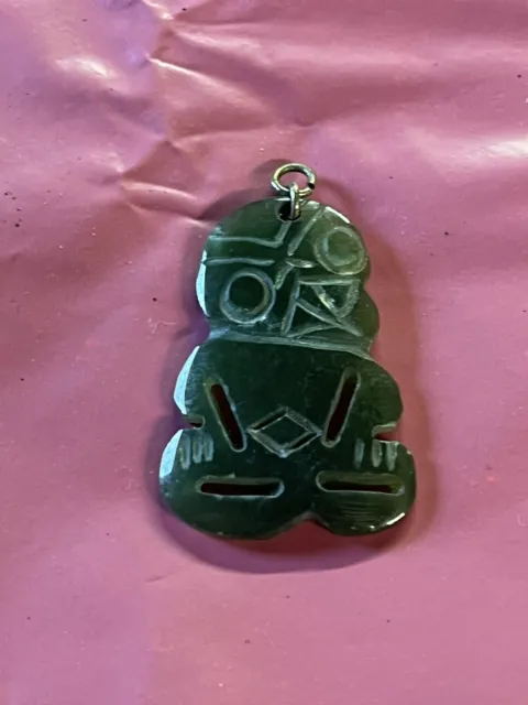 Jade figure pendant Tiki Man Oriental God Piece Unusual Curios Jewellery 80