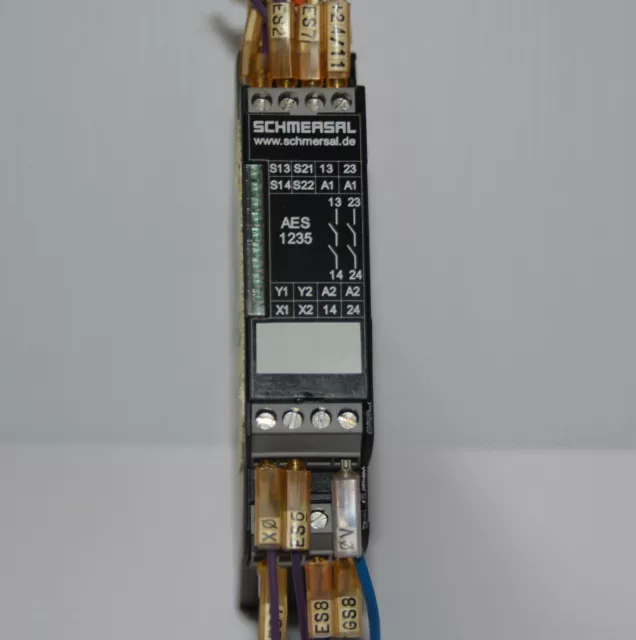 Schmersal Safety relay module AES 1235 24VDC AC:230 3A