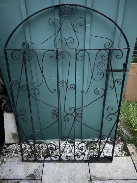 Black Wrought Iron Gate, Ornate With Hinge & Post, Lockable - Cheap Collection