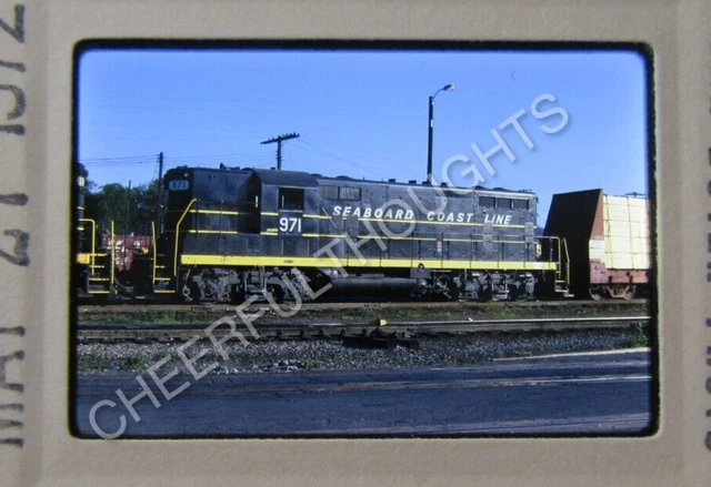 Original  '72 Kodachrome Slide SCL Seaboard Coast Line 971 GP7      38U51