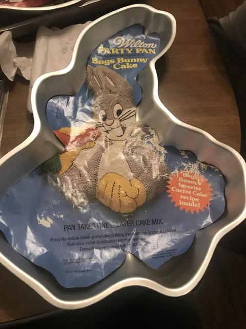 VINTAGE 1983 WILTON Bugs Bunny Birthday Cake Pan Looney Tunes Baking vintage-1983-wilton-bugs-bunny-birthday-cake-pan-looney-tunes-baking