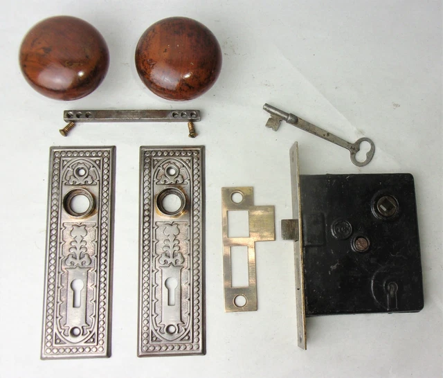 Antique Vtg Door Set Victorian Eastlake Backplate Wooden Knobs Mortise Lock Key