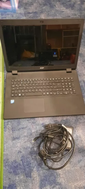 XXL Acer Aspire  17,3 HD+ 4GB RAM 1000GB HDD DVD/RW Display Defekt