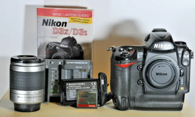 Nikon D D3S 12.1 MP Digital SLR Camera with Accessories and 28-100 lens