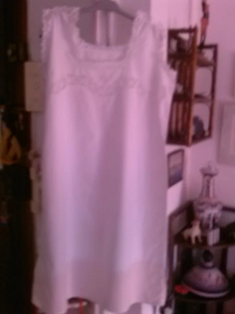 Chemise de nuit ancienne - France
