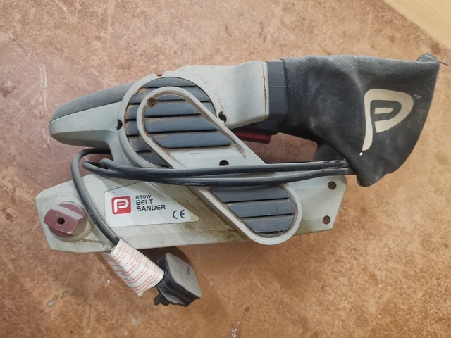 Image of Black & Decker KA85E belt sander on eBay's website
